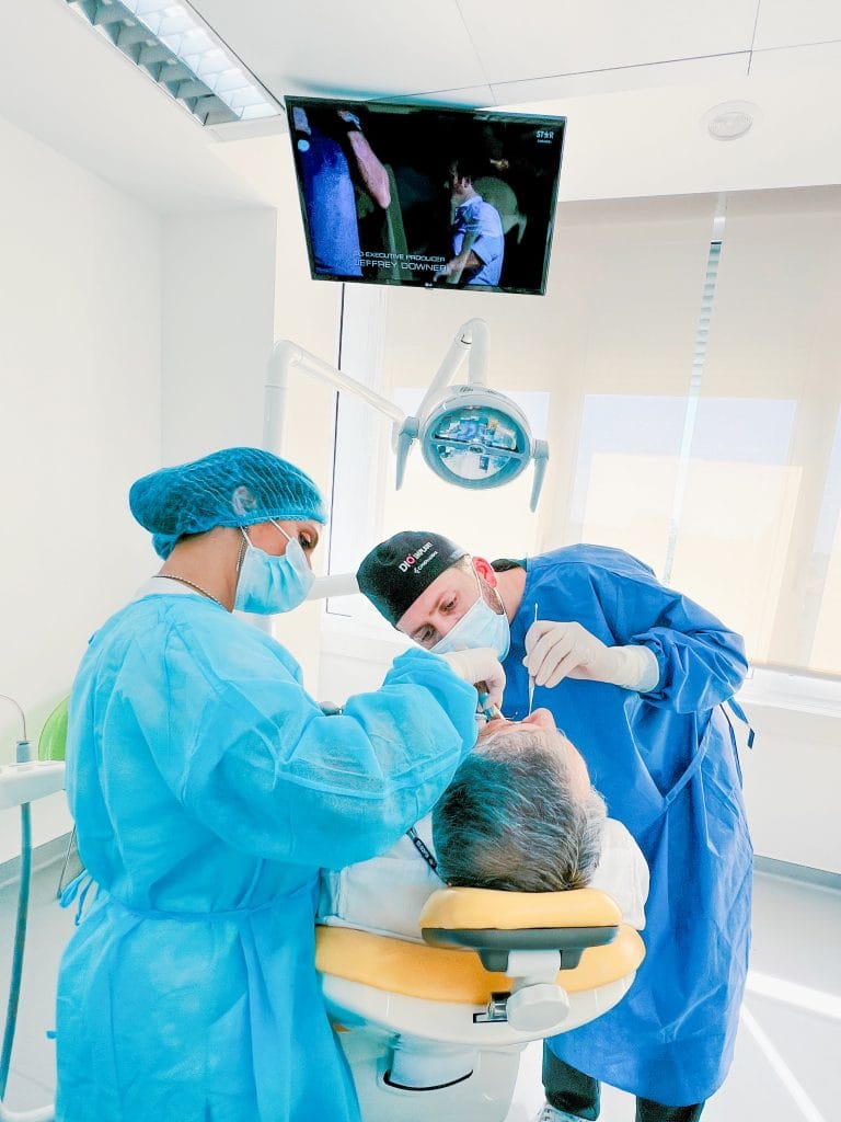 Soins implant dentaire au Portugal